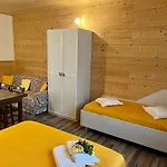 Le Essenze - Agriturismo Con Vista Farm stay *