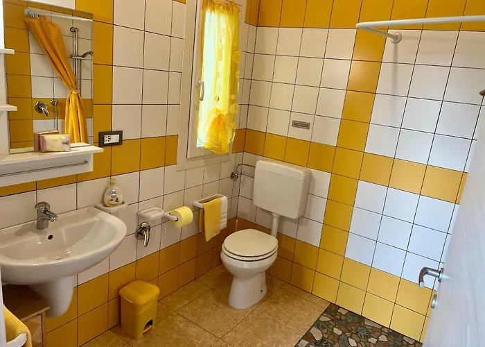 Le Essenze - Terrazza Sulla Romagna تشيزينا