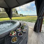 Agriturismo Le Essenze Bauernhof *