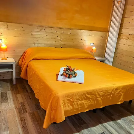 Le Essenze - Terrazza Sulla Romagna チェゼーナ