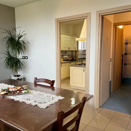 Le Essenze - Terrazza Sulla Romagna * チェゼーナ