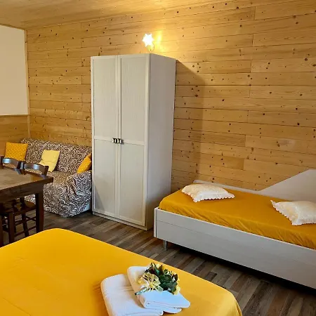 Le Essenze Alloggio per agriturismo *