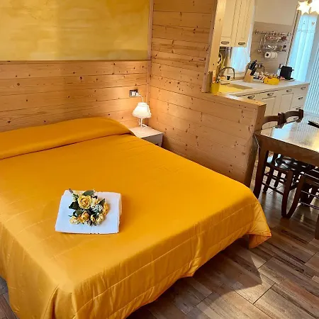 Le Essenze - Terrazza Sulla Romagna * チェゼーナ