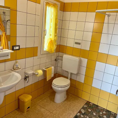 Le Essenze - Terrazza Sulla Romagna チェゼーナ