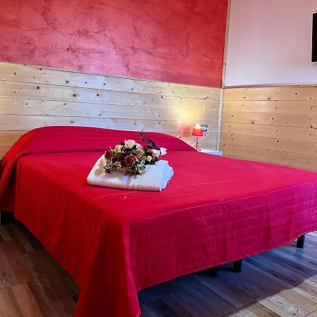 Le Essenze - Terrazza Sulla Romagna ファームステイ *