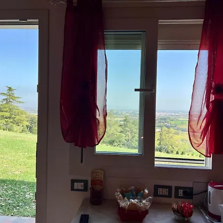 Le Essenze - Terrazza Sulla Romagna Farmház Cesena