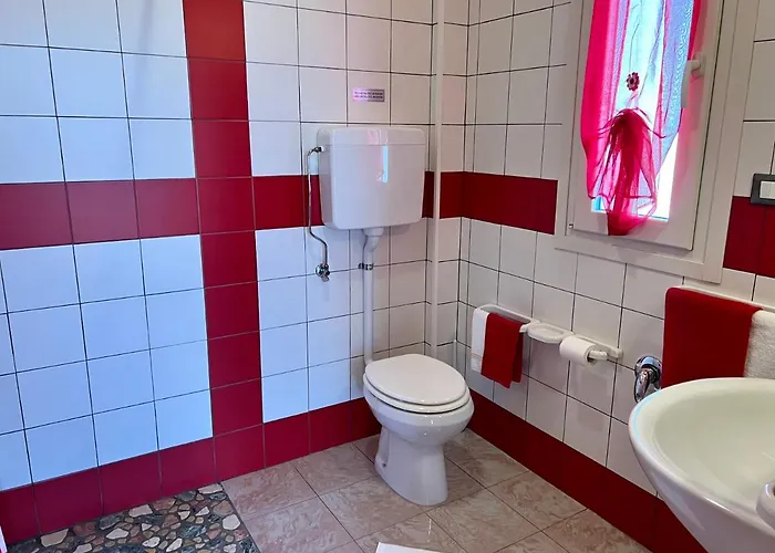 Le Essenze - Terrazza Sulla Romagna Cesena